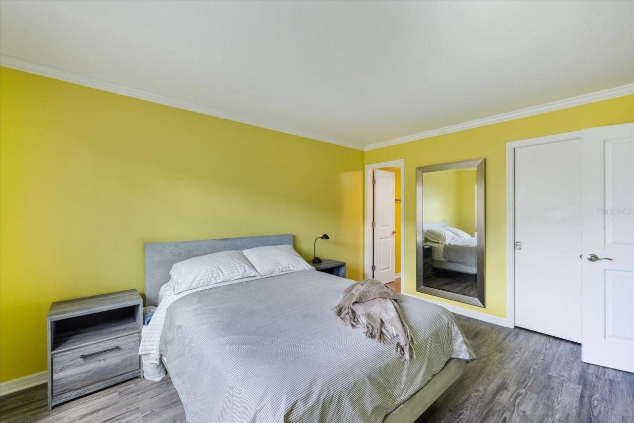 116 Vista Hermosa Circle, Unit 204C, Sarasota, FL 34242 Photo