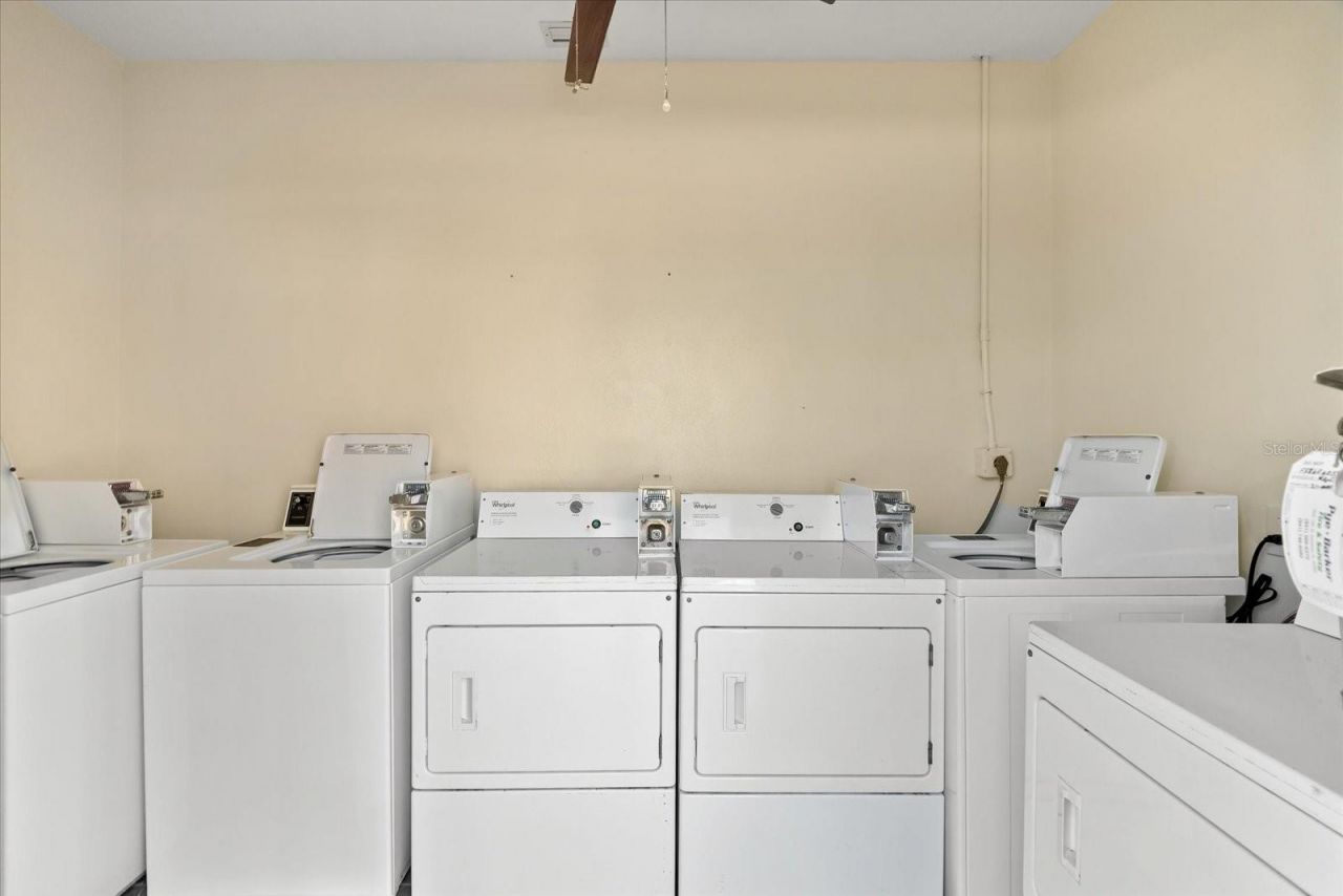 116 Vista Hermosa Circle, Unit 204C, Sarasota, FL 34242 Photo