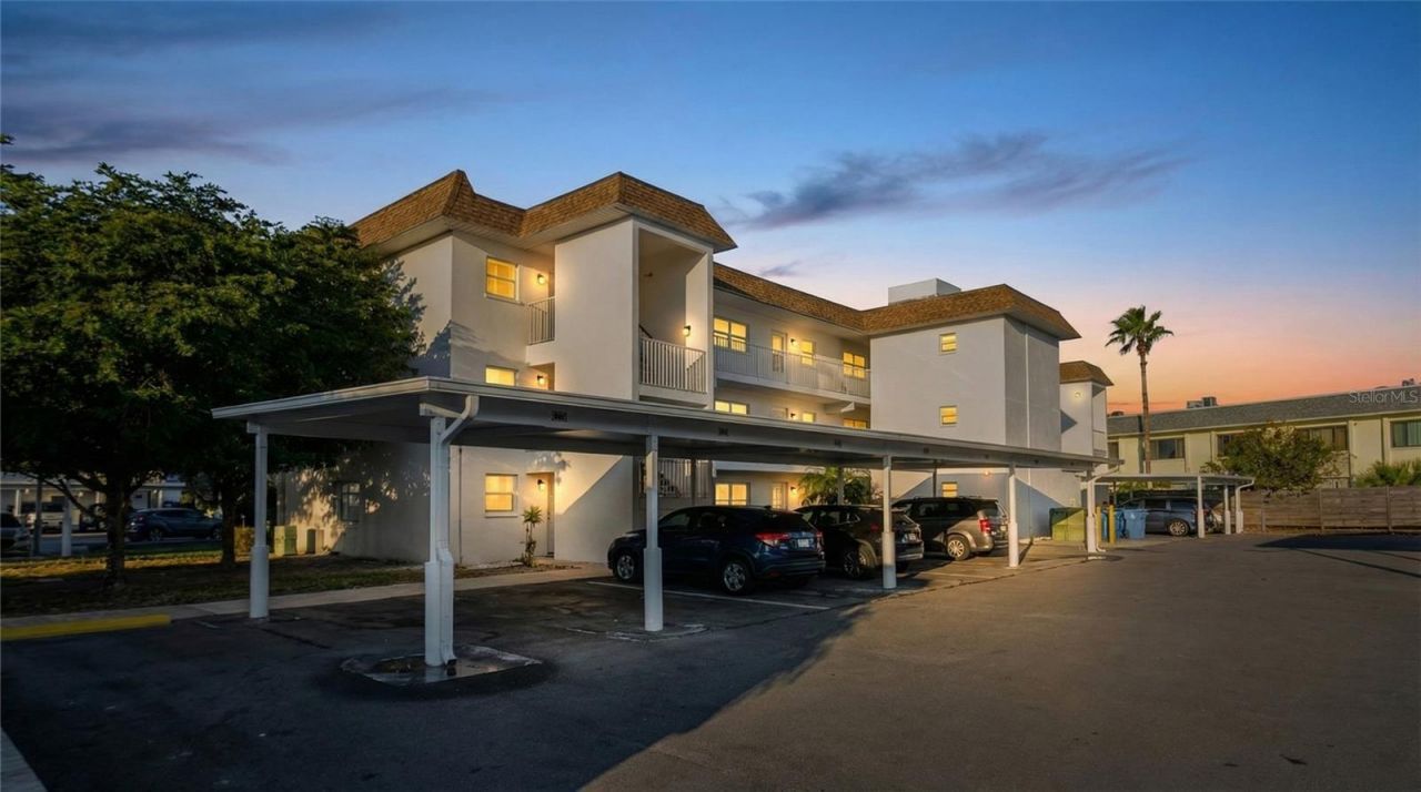 116 Vista Hermosa Circle, Unit 204C, Sarasota, FL 34242 Photo