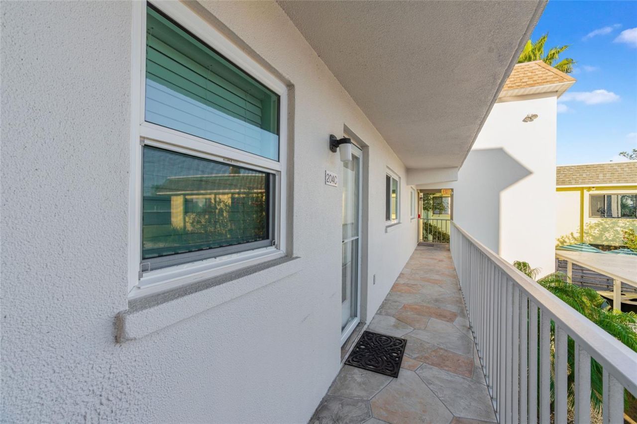 116 Vista Hermosa Circle, Unit 204C, Sarasota, FL 34242 Photo