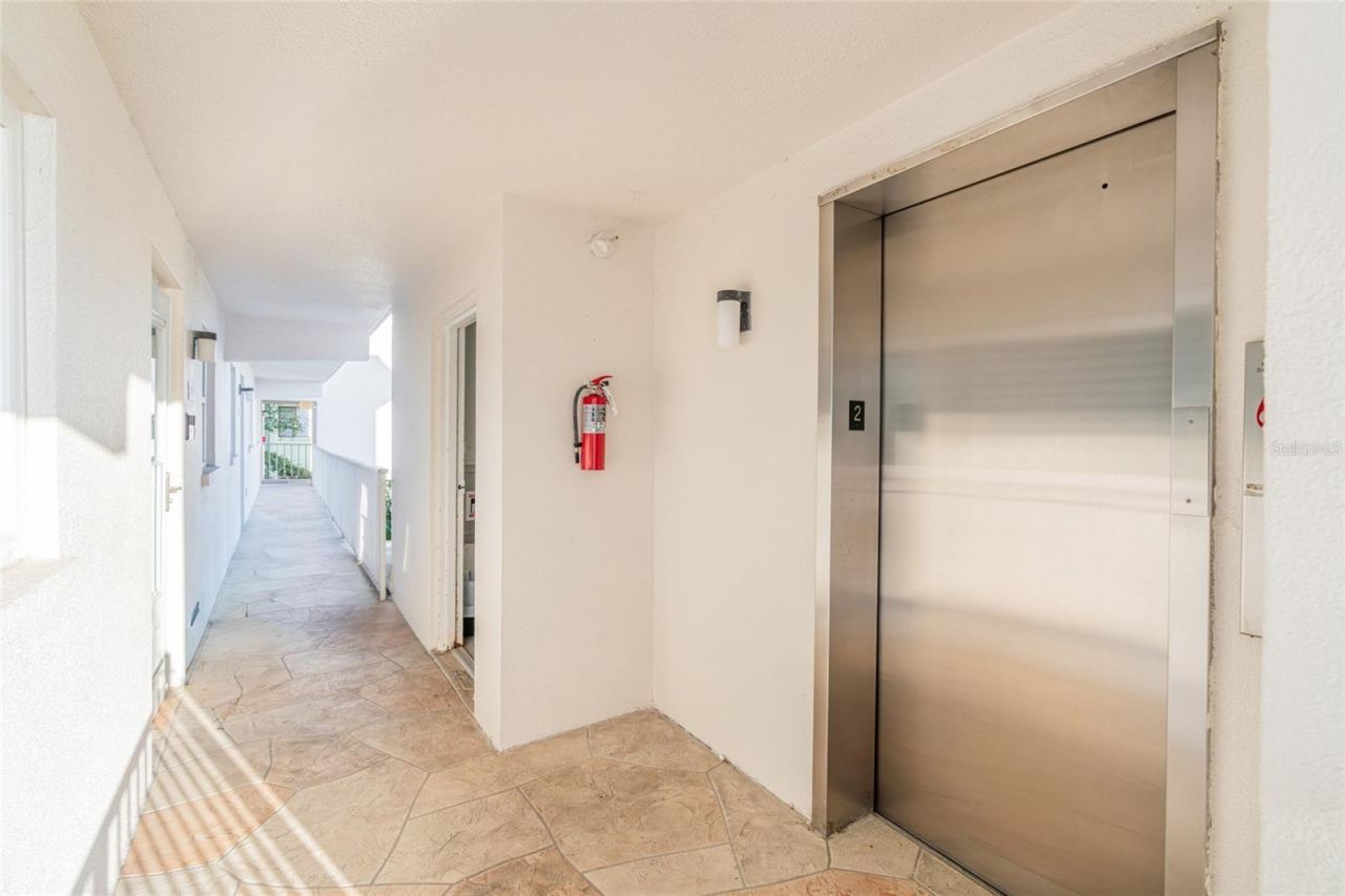 116 Vista Hermosa Circle, Unit 204C, Sarasota, FL 34242 Photo