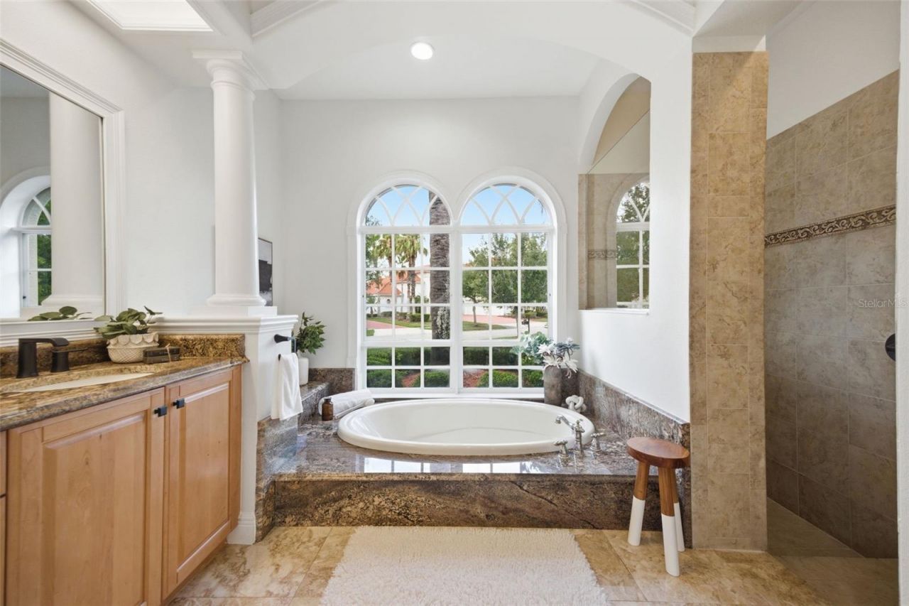 9409 Tree Tops Lake Road, Tampa, FL 33626 Photo
