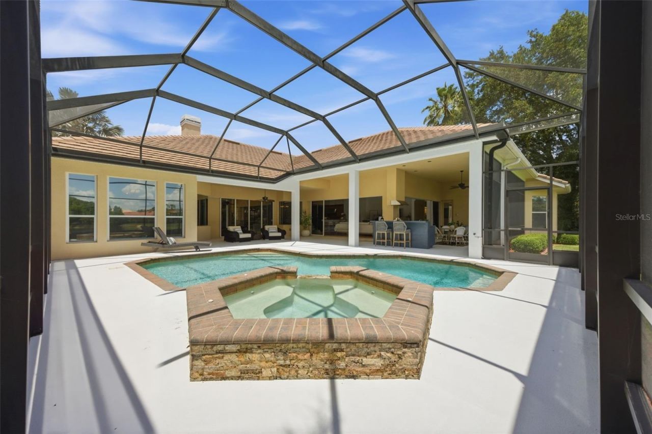 9409 Tree Tops Lake Road, Tampa, FL 33626 Photo