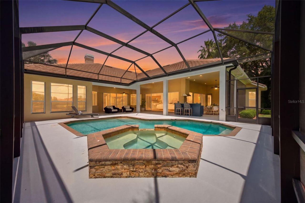 9409 Tree Tops Lake Road, Tampa, FL 33626 Photo
