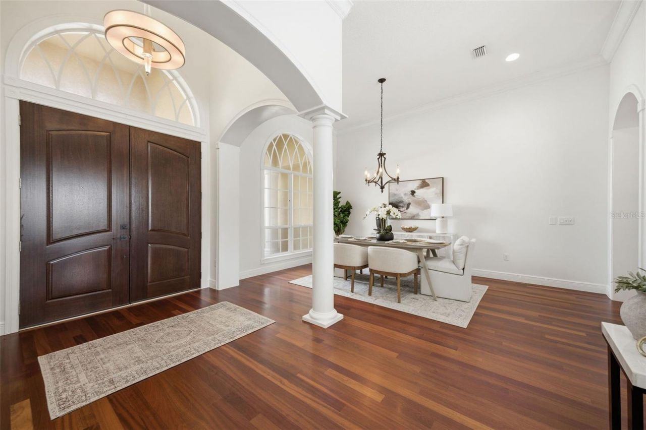 9409 Tree Tops Lake Road, Tampa, FL 33626 Photo
