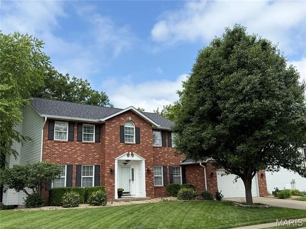 1029 Elisabeth Dr , O'Fallon, IL 62269