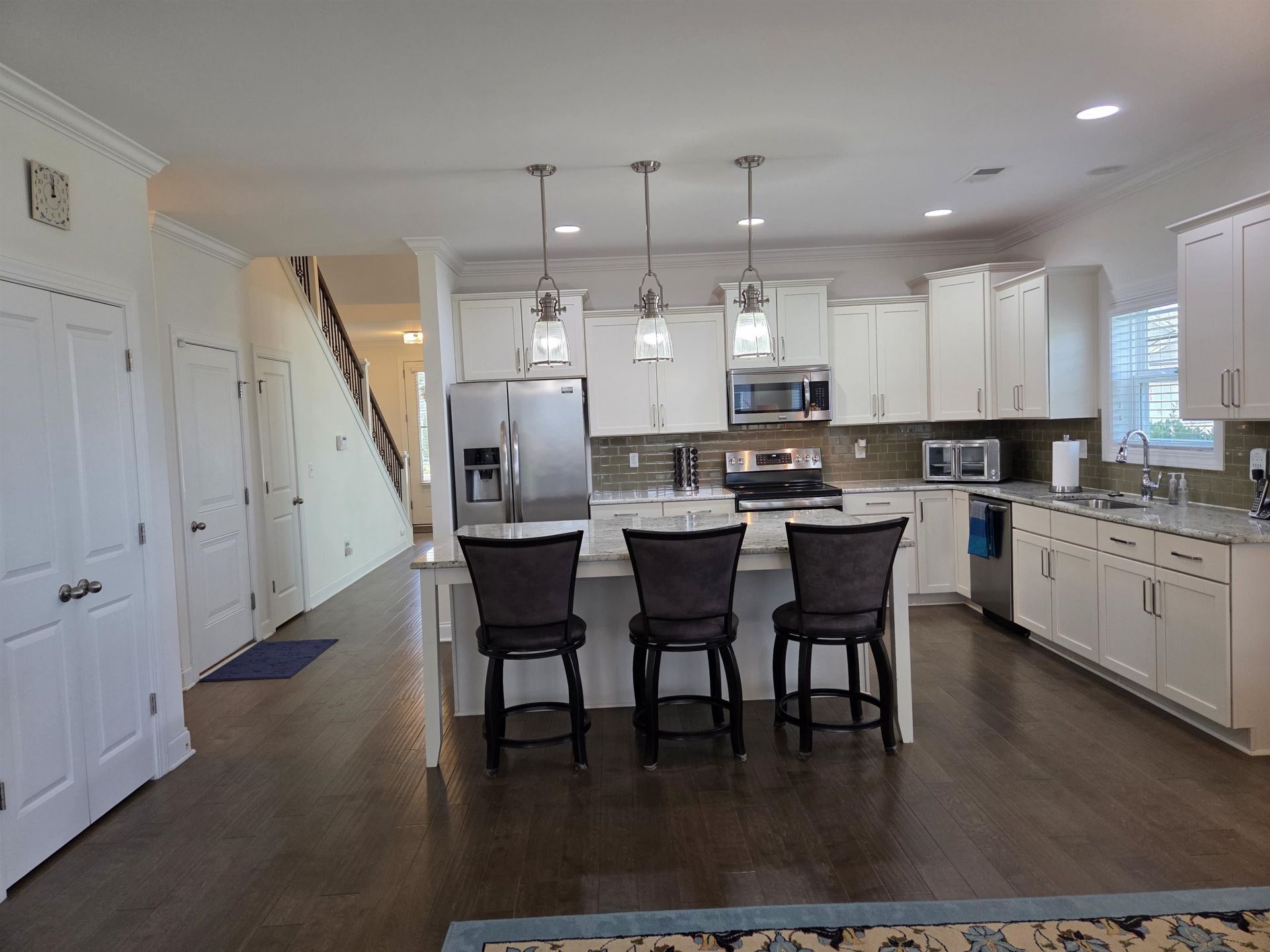 1000 Englemann Oak Dr. Photo 13