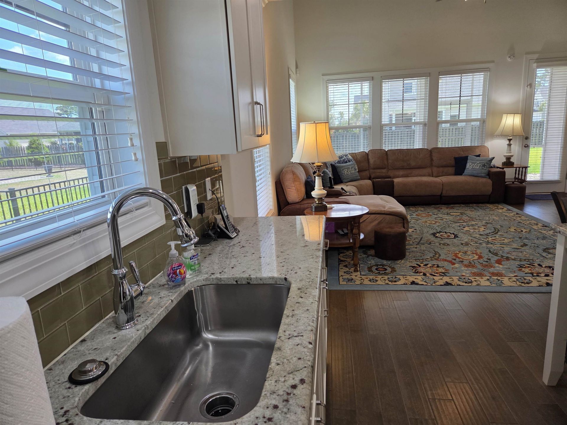 1000 Englemann Oak Dr. Photo 15