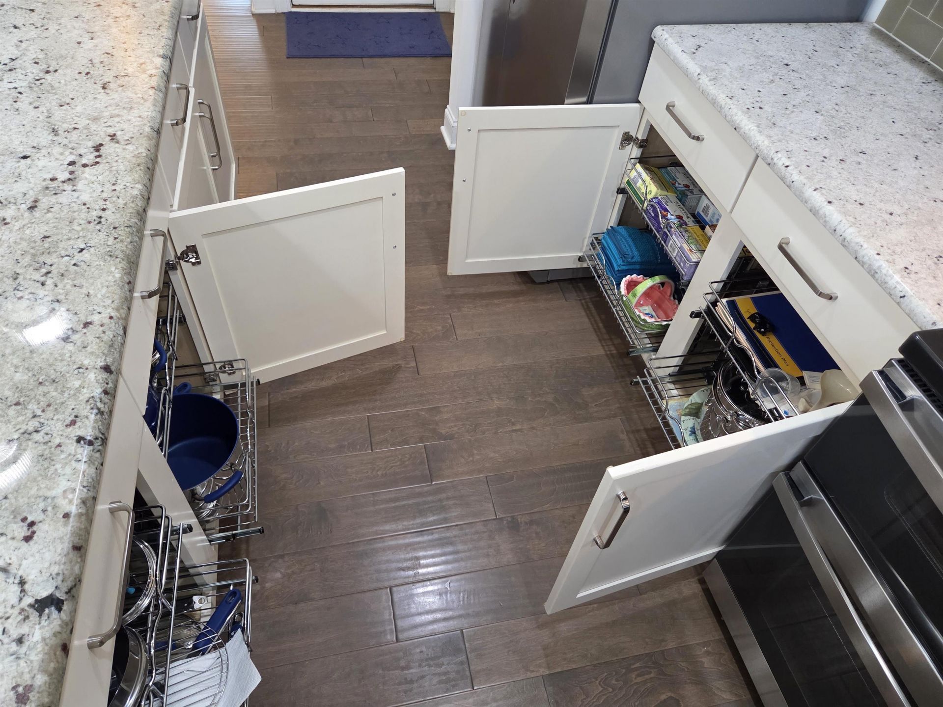 1000 Englemann Oak Dr. Photo 16
