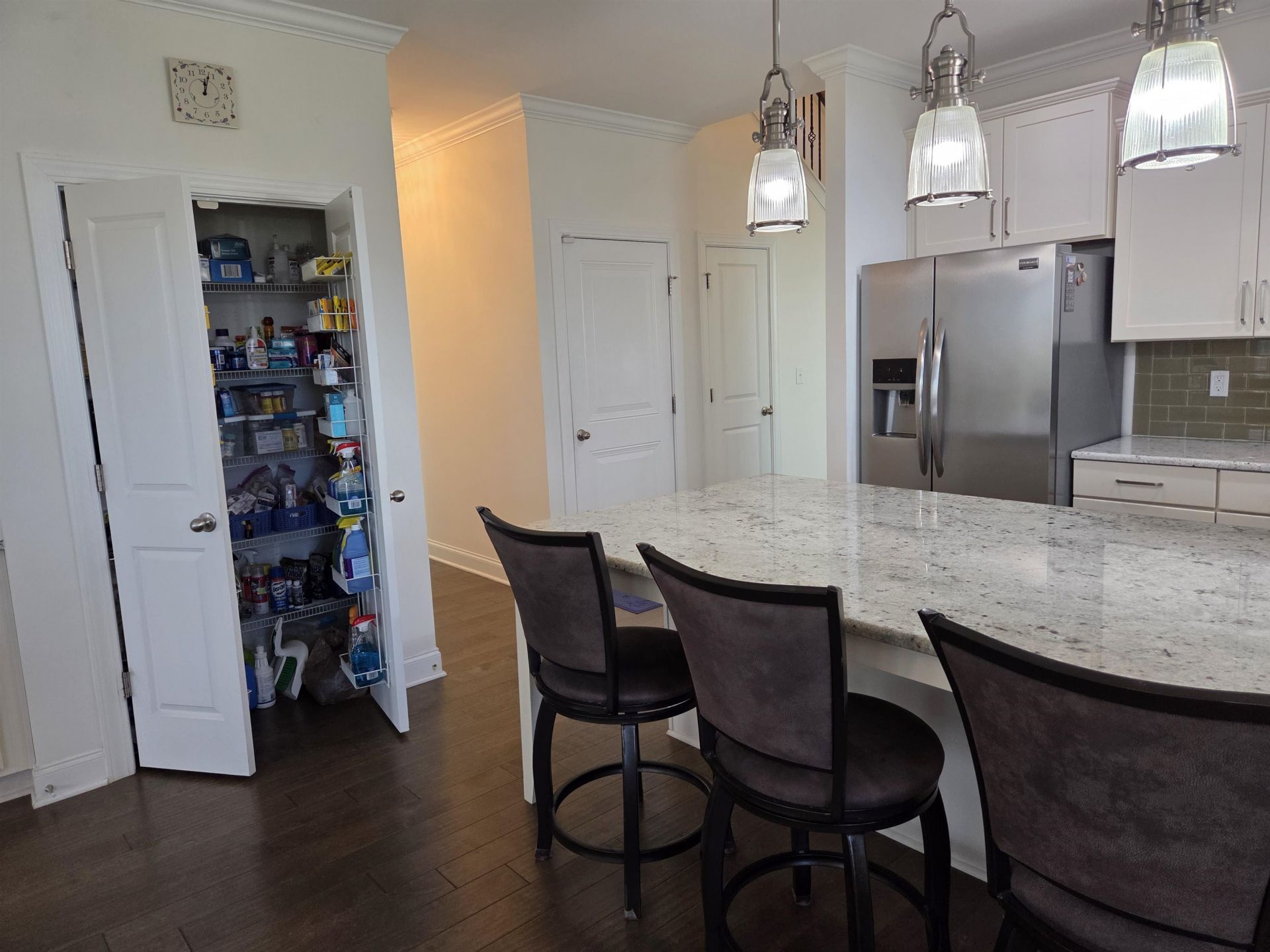 1000 Englemann Oak Dr. Photo 17