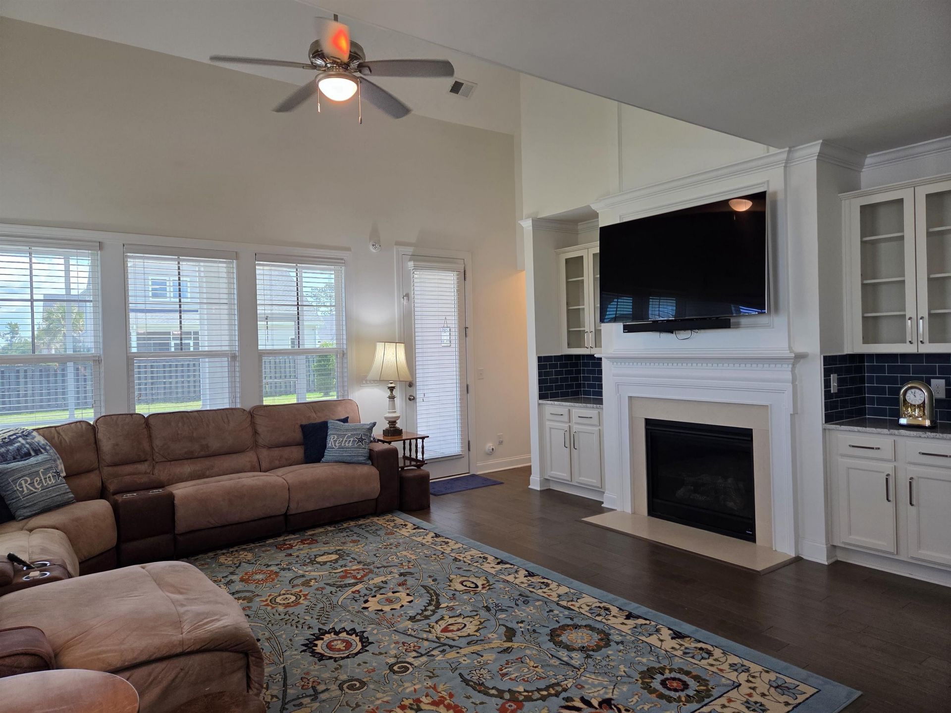 1000 Englemann Oak Dr. Photo 23