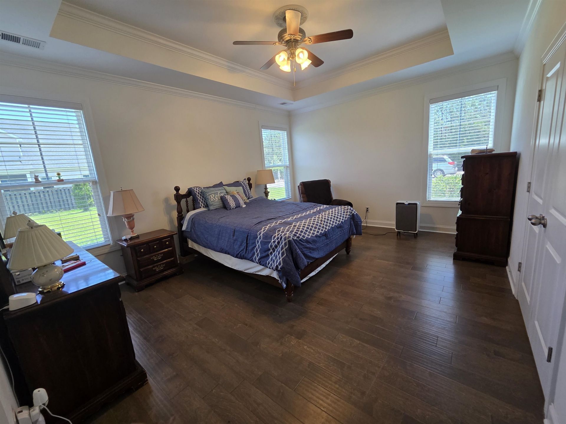 1000 Englemann Oak Dr. Photo 25