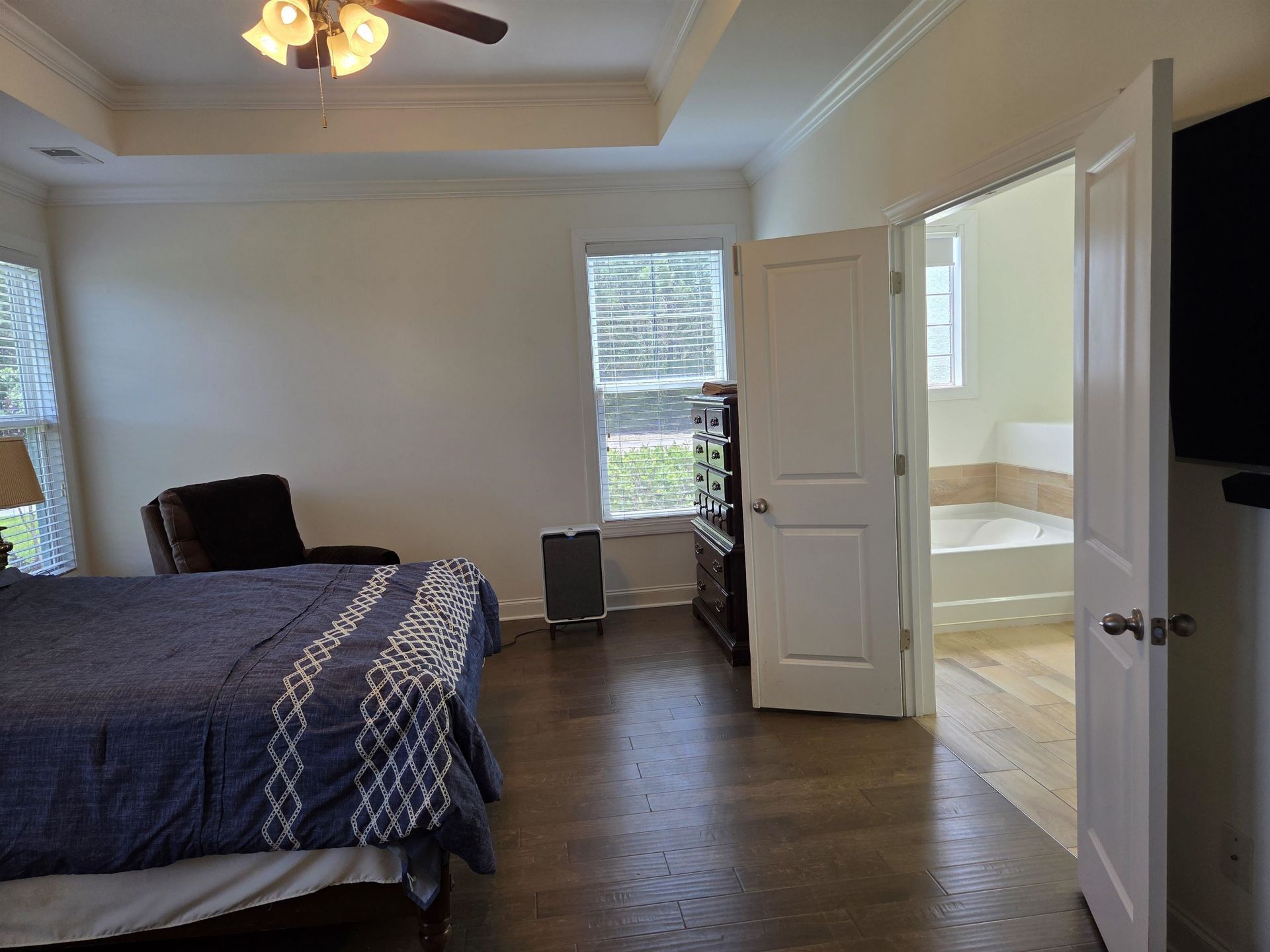 1000 Englemann Oak Dr. Photo 26