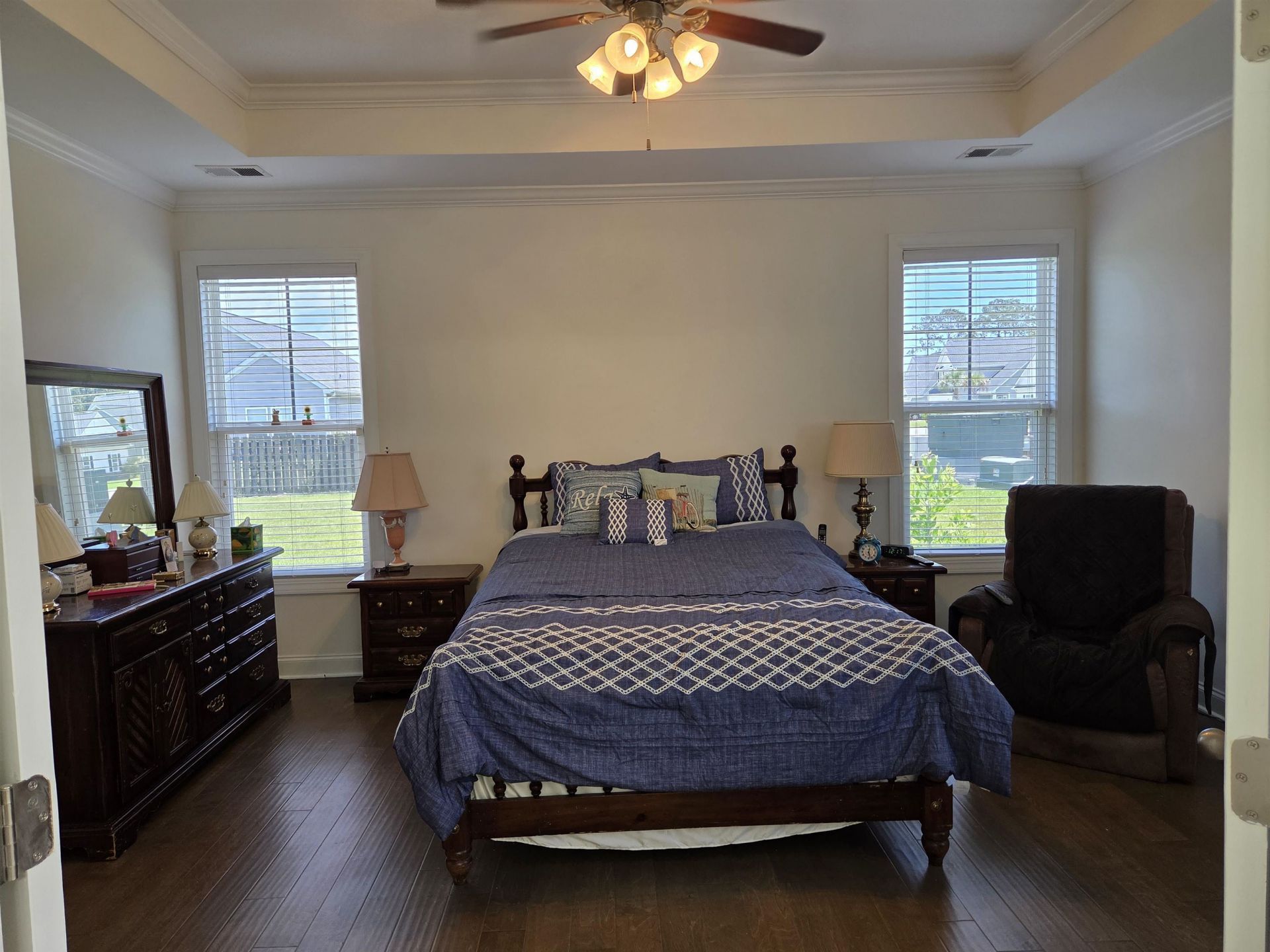 1000 Englemann Oak Dr. Photo 27