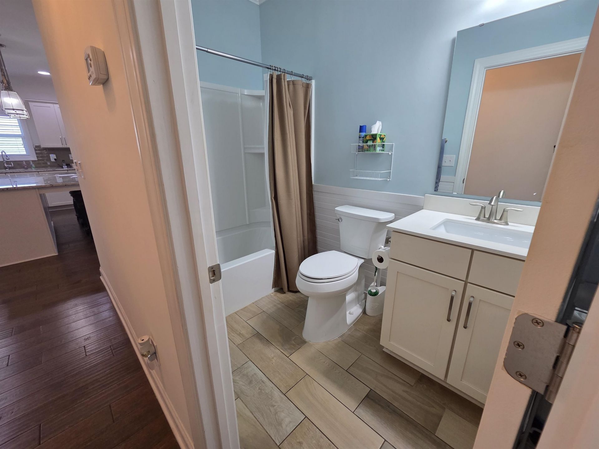 1000 Englemann Oak Dr. Photo 37