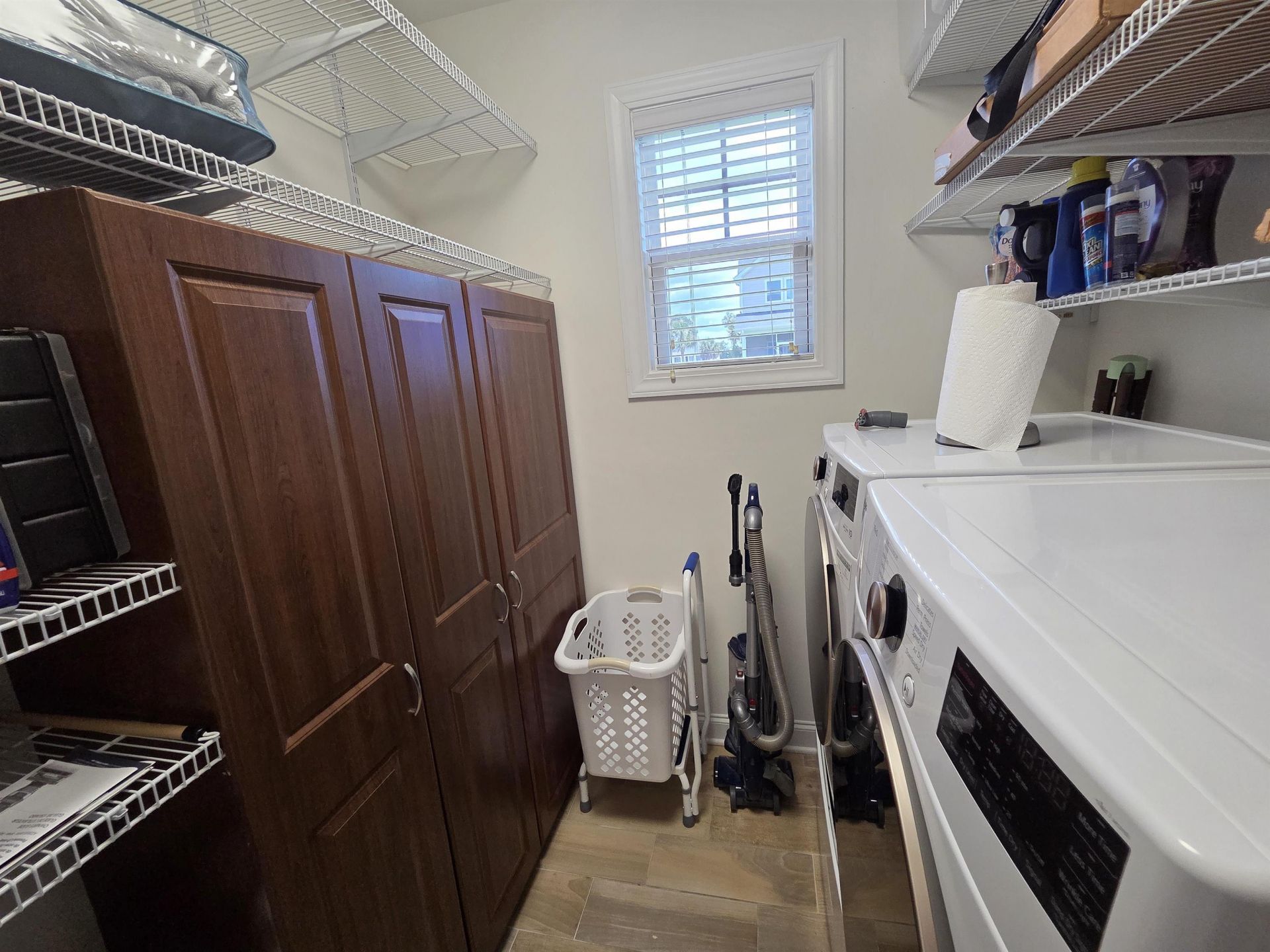 1000 Englemann Oak Dr. Photo 39