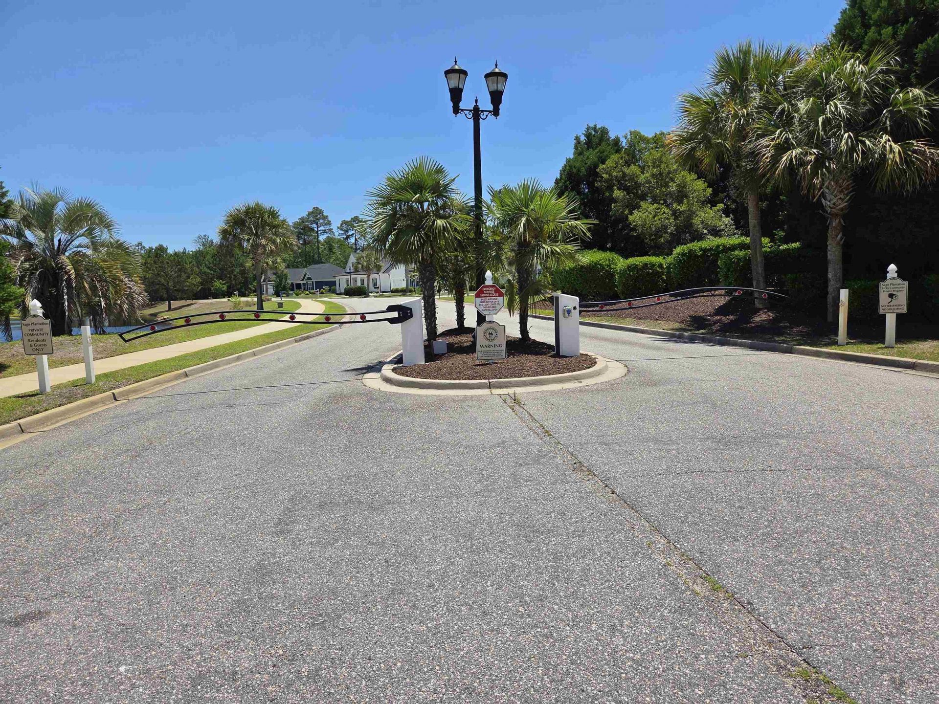 1000 Englemann Oak Dr. Photo 57