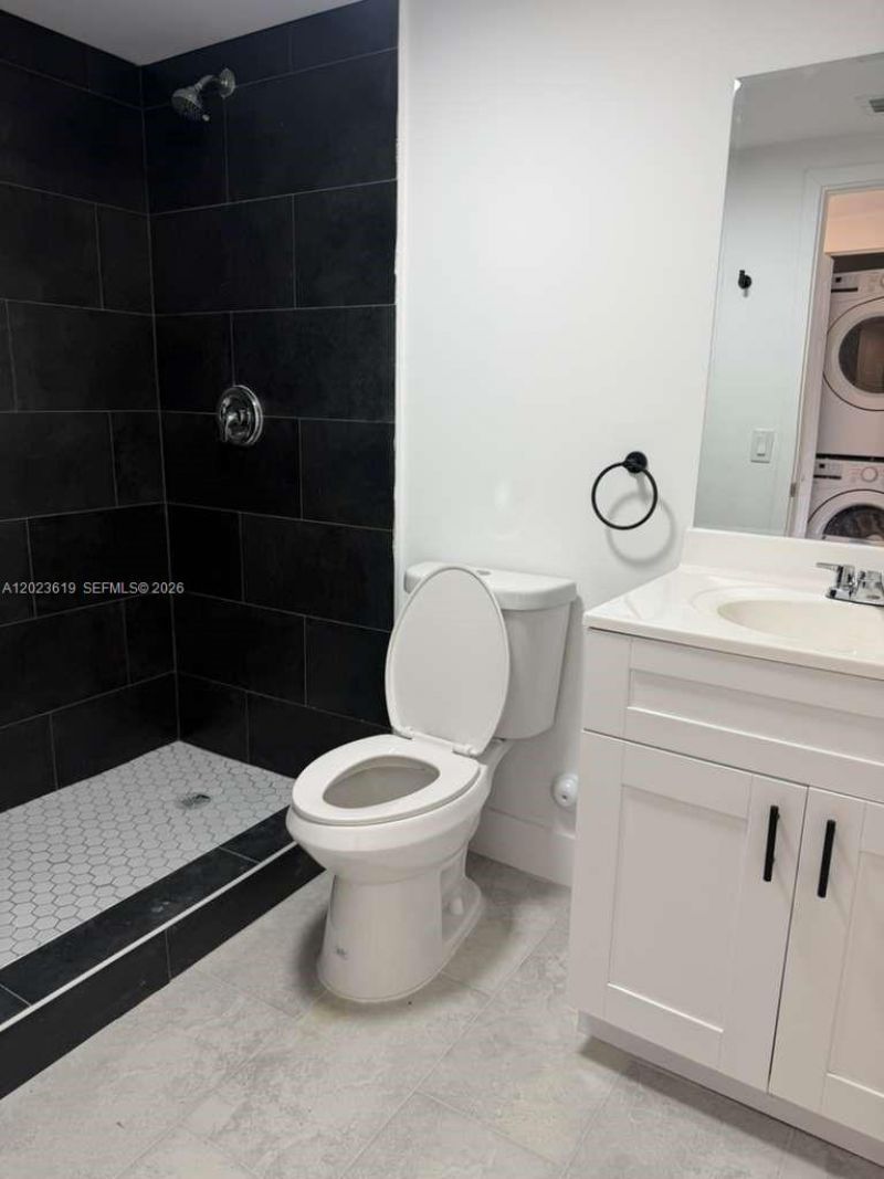 147 NW 59th St, Unit 304, Miami, FL 33127 Photo