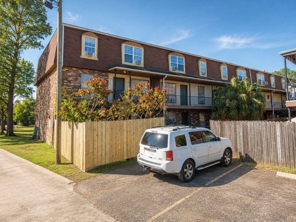 6200 RIVERSIDE Drive, Unit 456, Metairie, LA 70003