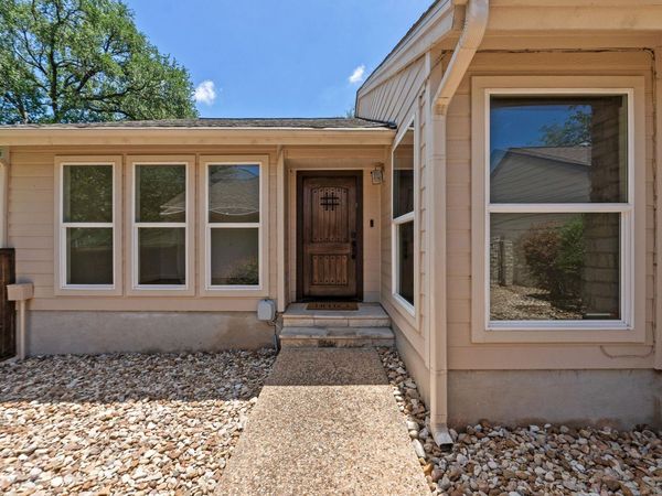 6409 Paintbrush HOLW, Austin, TX 78750