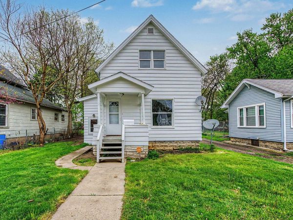 160 Goguac Street W, Battle Creek, MI 49015