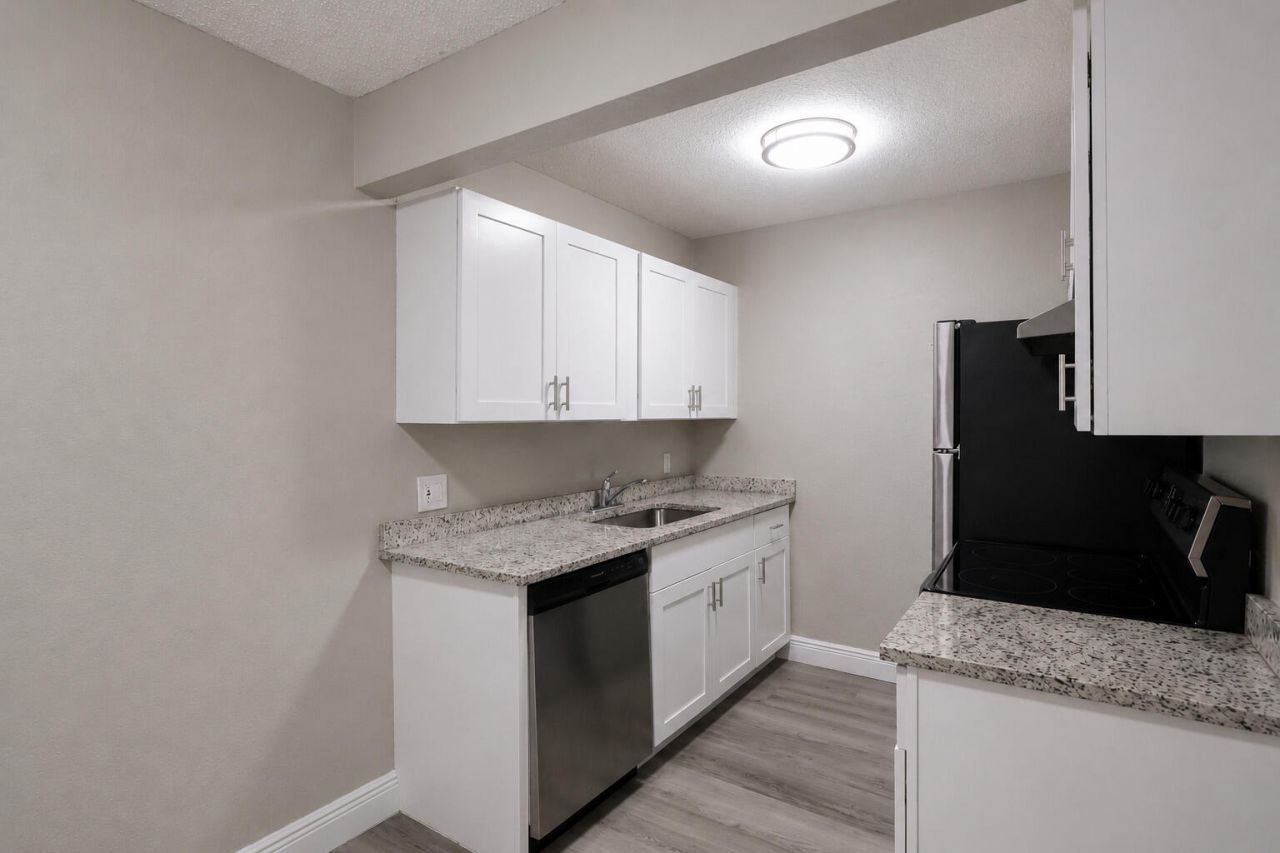 417 N E Street, Unit 39, Lake Worth Beach, FL 33460 Photo