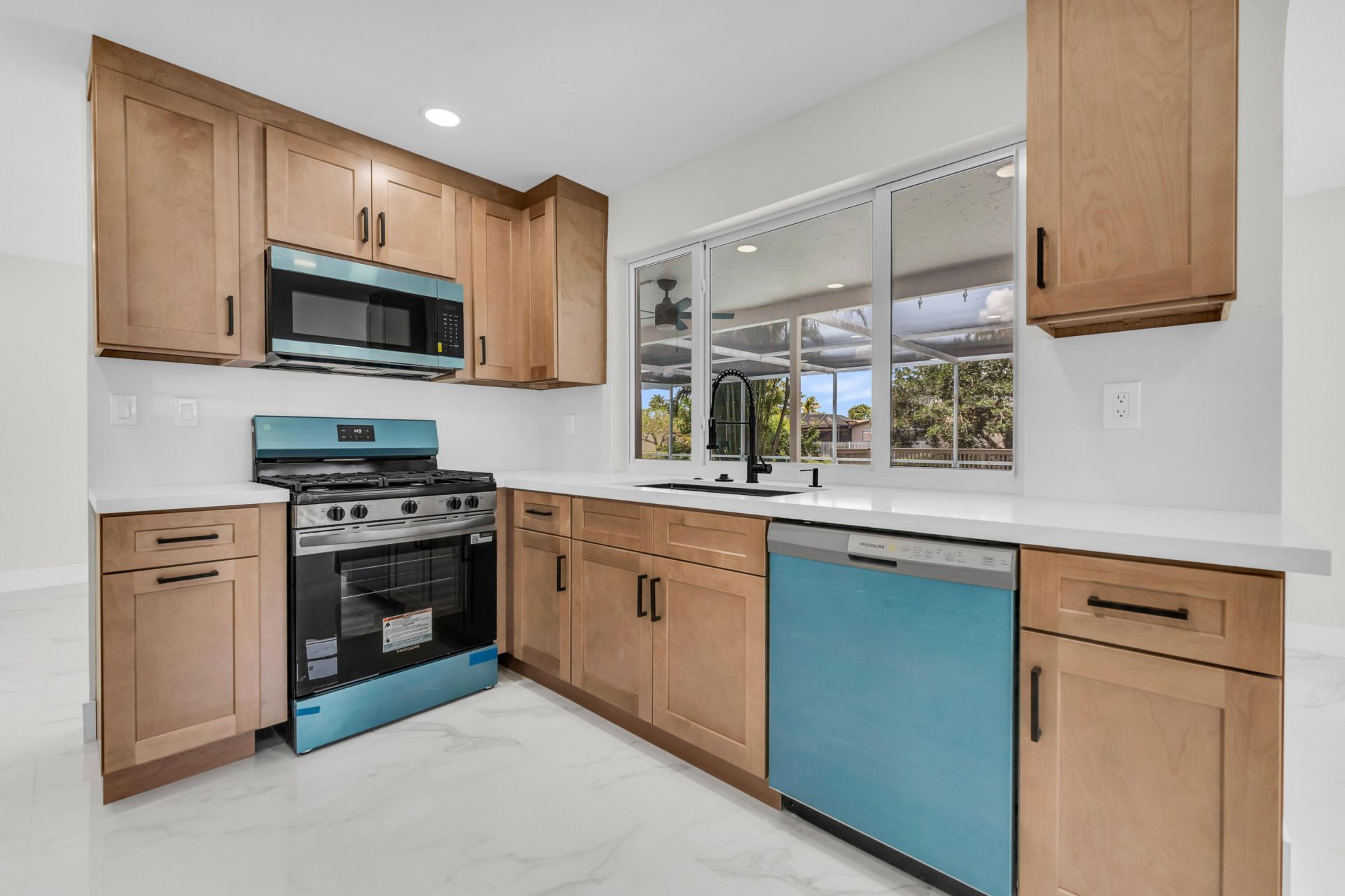 9351 NW 20th Place, Sunrise, FL 33322 Photo