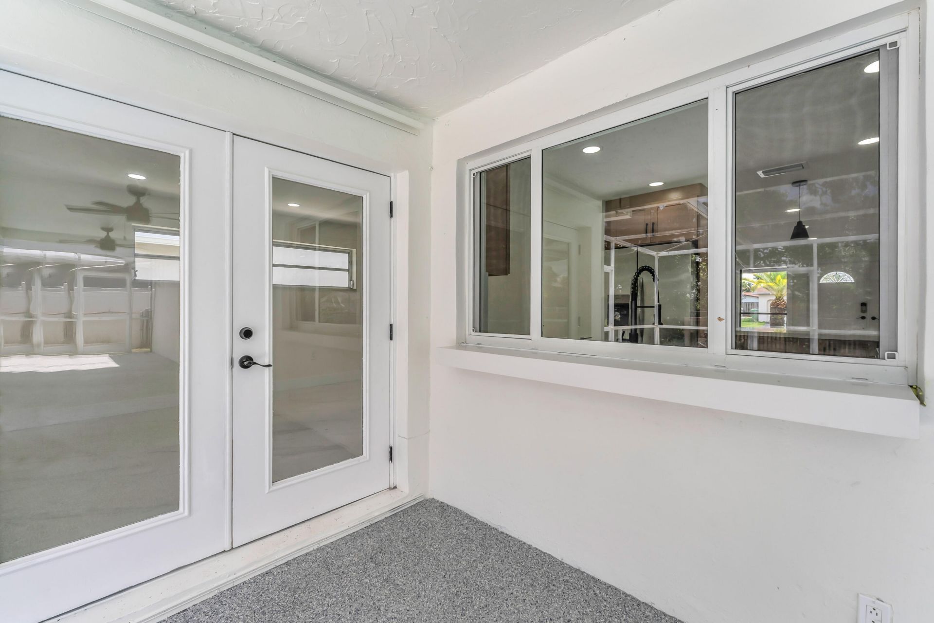 9351 NW 20th Place, Sunrise, FL 33322 Photo