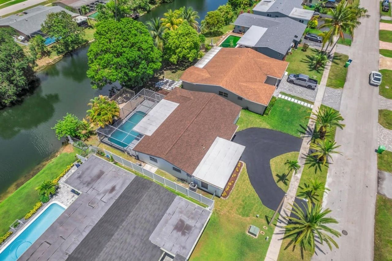 9351 NW 20th Place, Sunrise, FL 33322 Photo