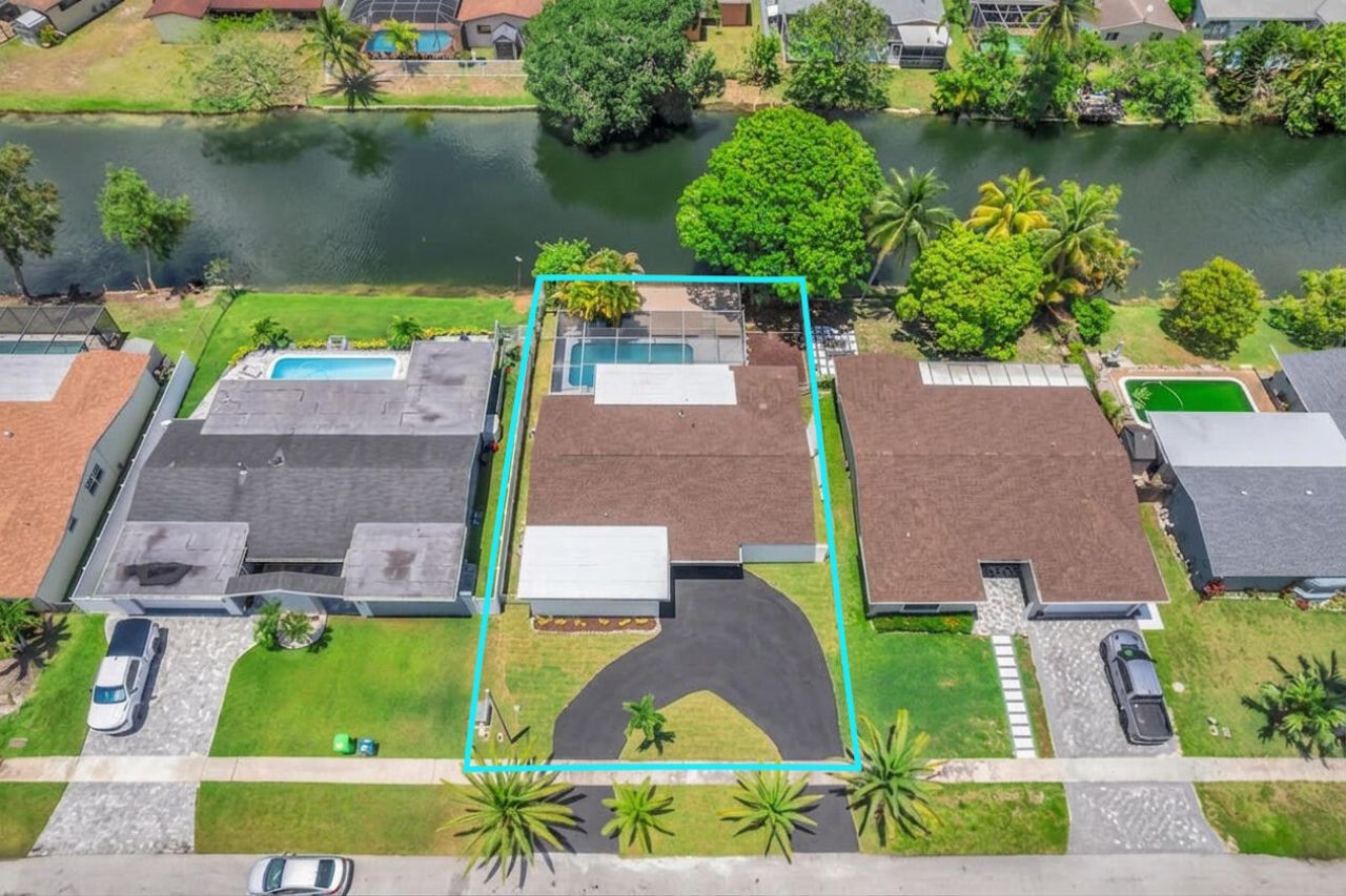 9351 NW 20th Place, Sunrise, FL 33322 Photo