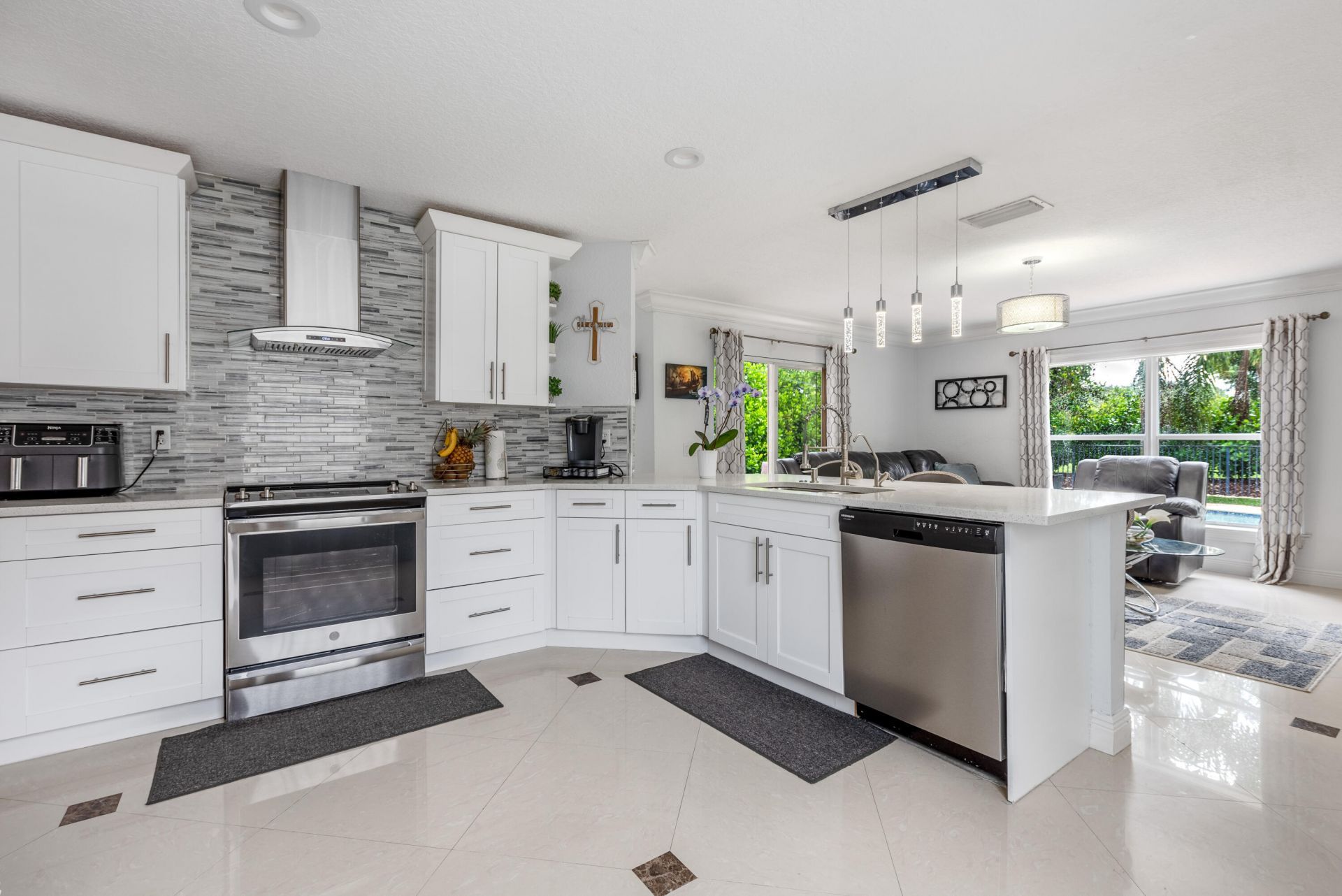 622 S Peppergrass Run S, Royal Palm Beach, FL 33411 Photo