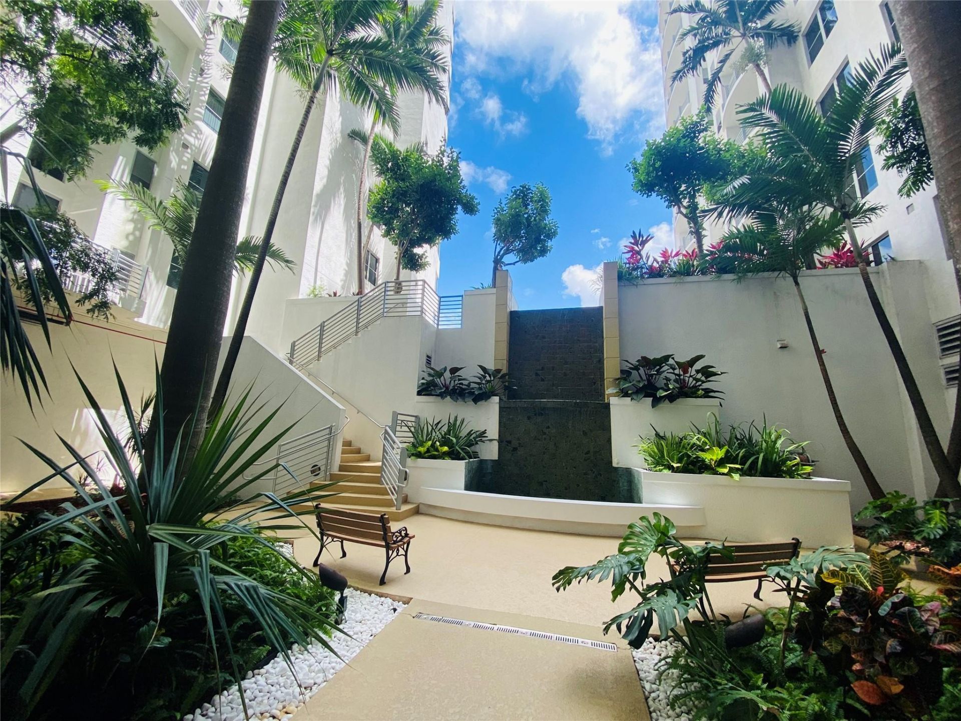 1830 Radius Drive, Hollywood, FL 33020 Photo