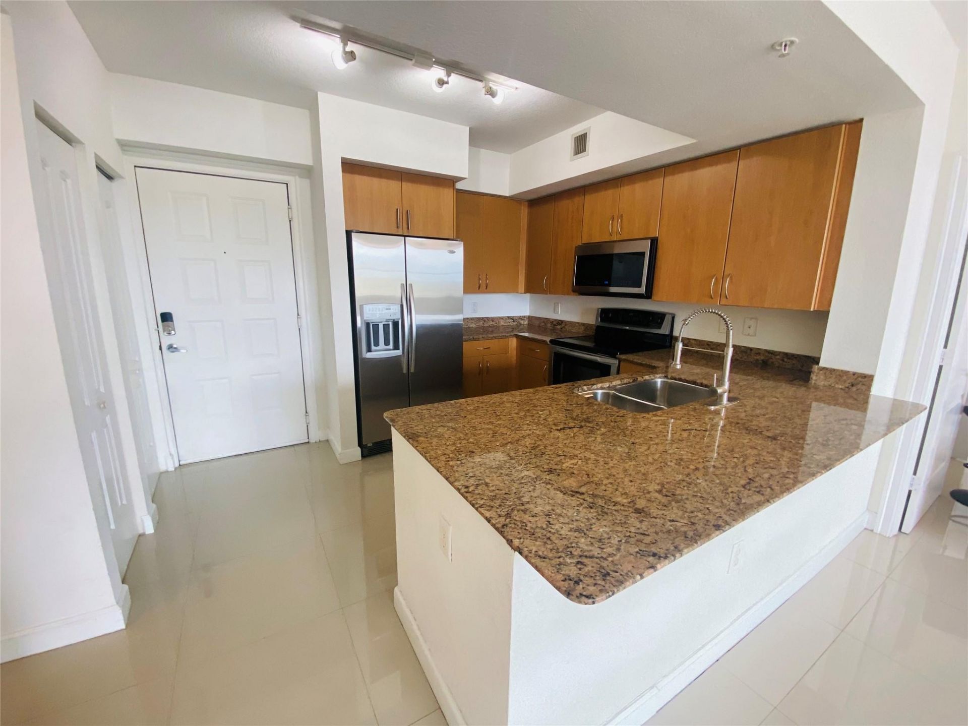1830 Radius Drive, Hollywood, FL 33020 Photo