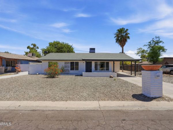 2519 E ANDERSON Drive, Phoenix, AZ 85032