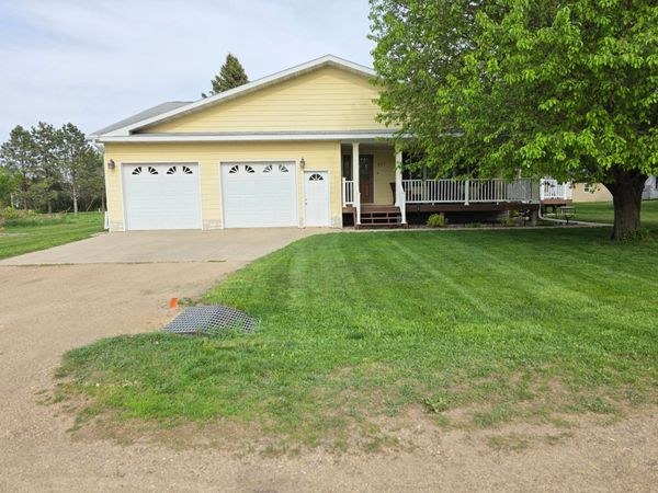 307 Brook Avenue N, Porter, MN 56280