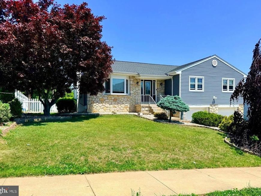 3737 39 President Street, Philadelphia, PA 19114 Main Photo