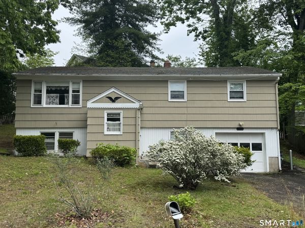 665 Bradley, East Haven, CT 06512