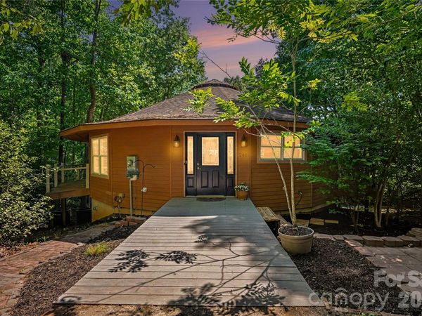 241 Spring Shore Road, Statesville, NC 28677