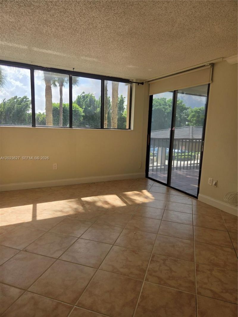9735 NW 52nd St, Unit 208, Doral, FL 33178 Photo