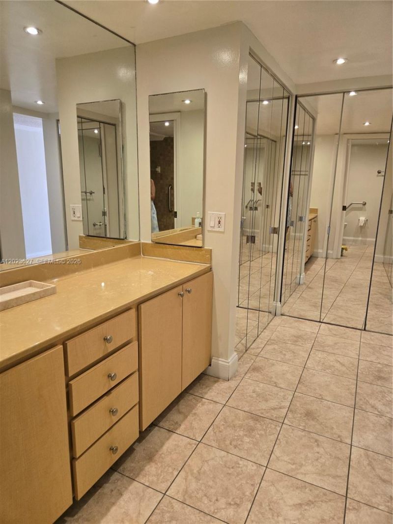 9735 NW 52nd St, Unit 208, Doral, FL 33178 Photo