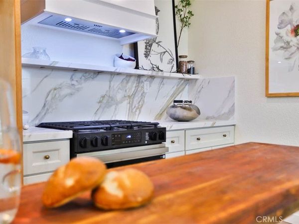 822 N Mountain View, San Bernardino, CA 92401
