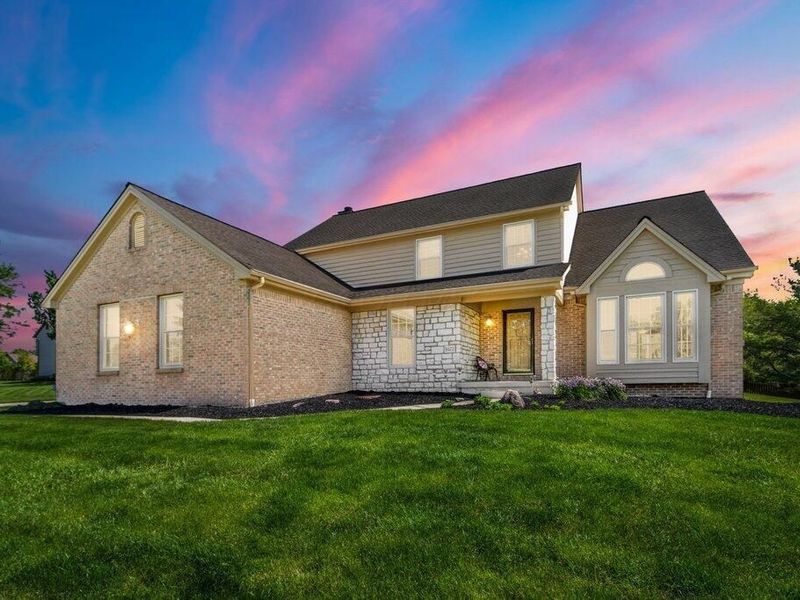 9472 Haaf Farm Drive , Pickerington, OH 43147 Photo 2