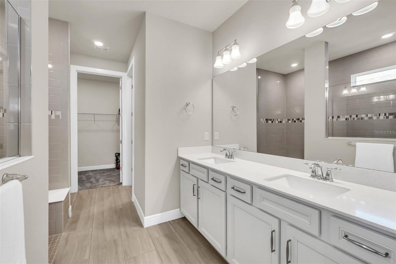 2001 Spring Shower Circle , Kissimmee, FL 34744 Photo