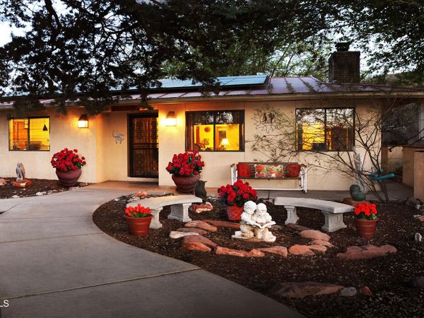 1945 S Loy Road, Cornville, AZ 86325