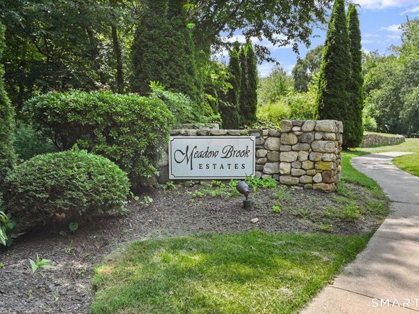 223 Meadow Brook, Unit 223, Oxford, CT 06478