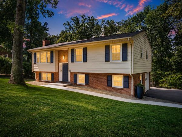 2116 Wesvan DR , Roanoke, VA 24012