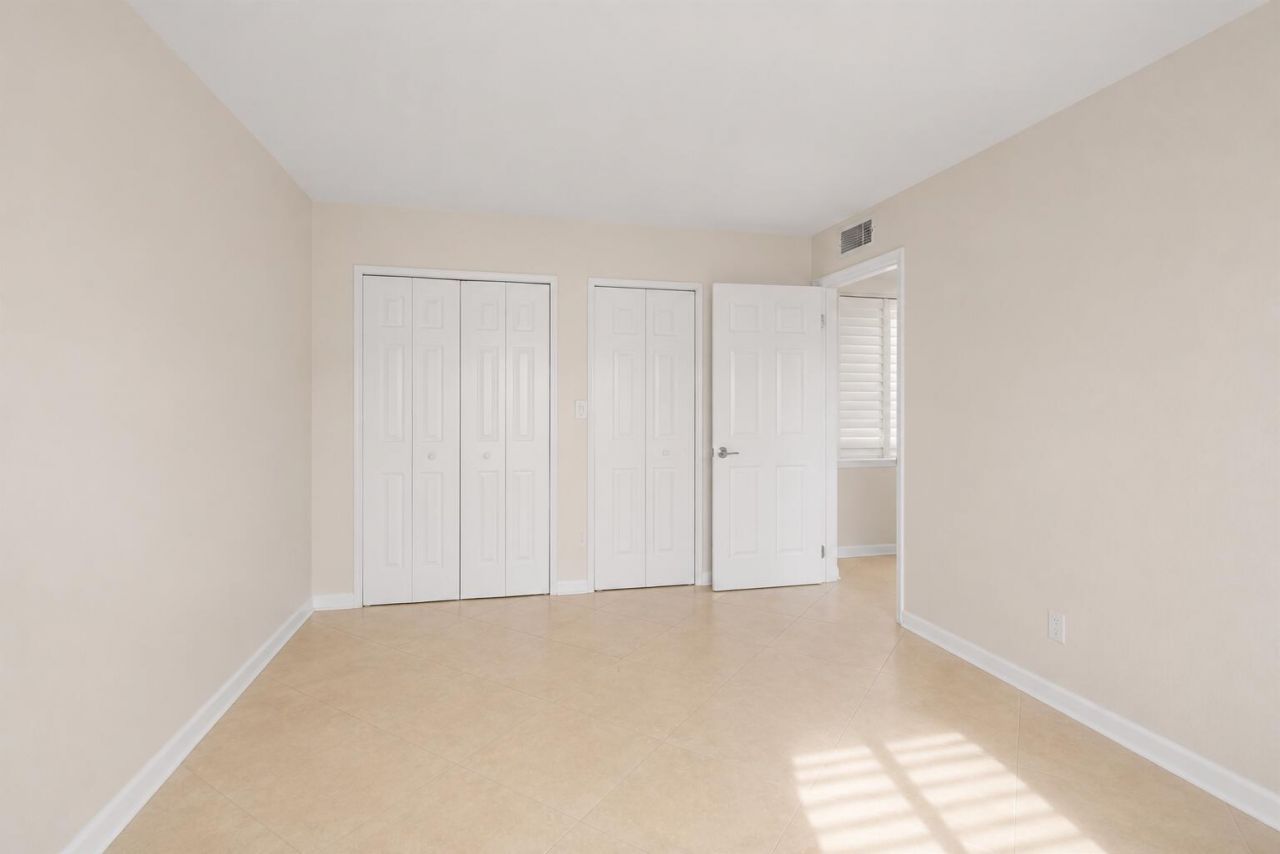 4528 SW 54th Street, Unit 302-b, Fort Lauderdale, FL 33314 Photo