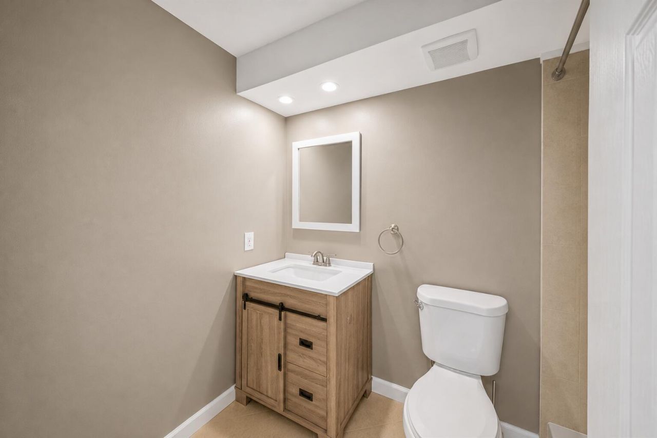 4528 SW 54th Street, Unit 302-b, Fort Lauderdale, FL 33314 Photo
