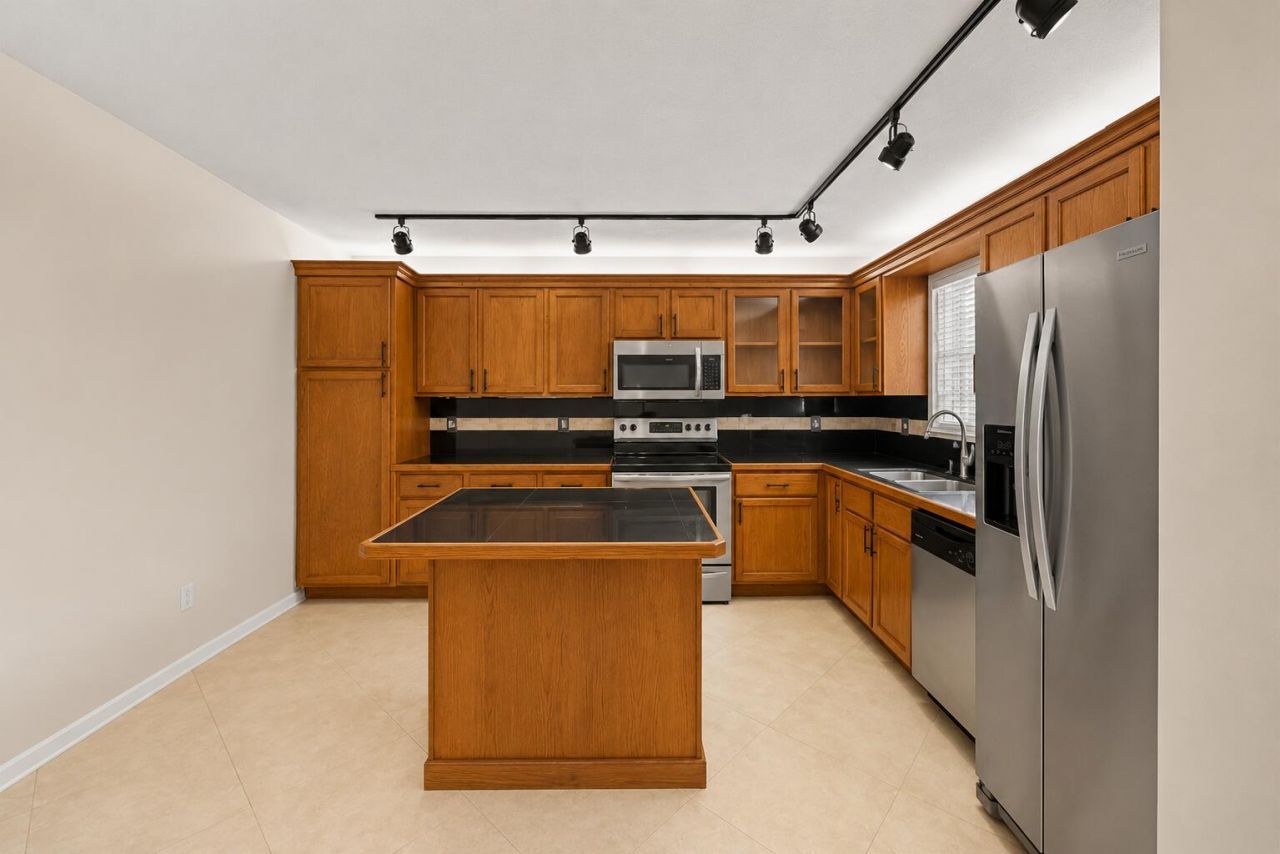 4528 SW 54th Street, Unit 302-b, Fort Lauderdale, FL 33314 Photo