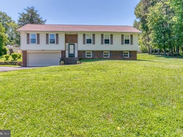 7077 WESTMORELAND DRIVE, WARRENTON, VA 20187